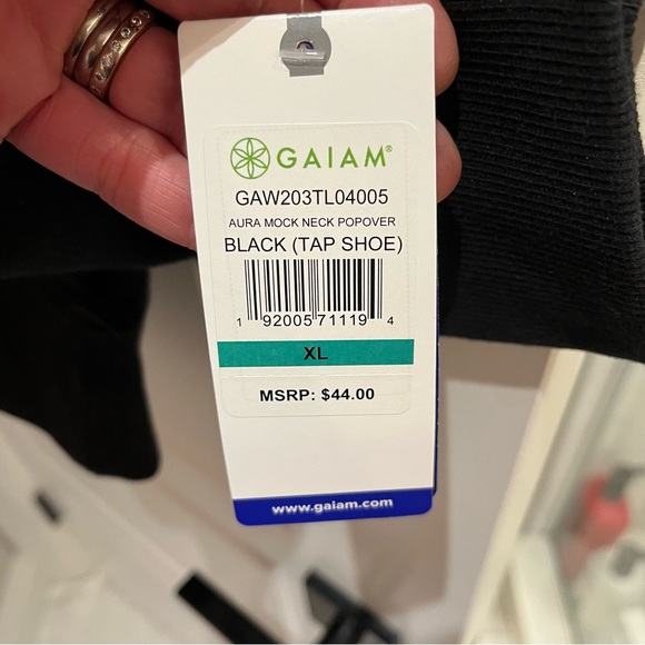 Woman’s XL - GAIAM Aura Mock Neck Quarter Zip Pullover | Sweatshirt | Black - Picture 8 of 9